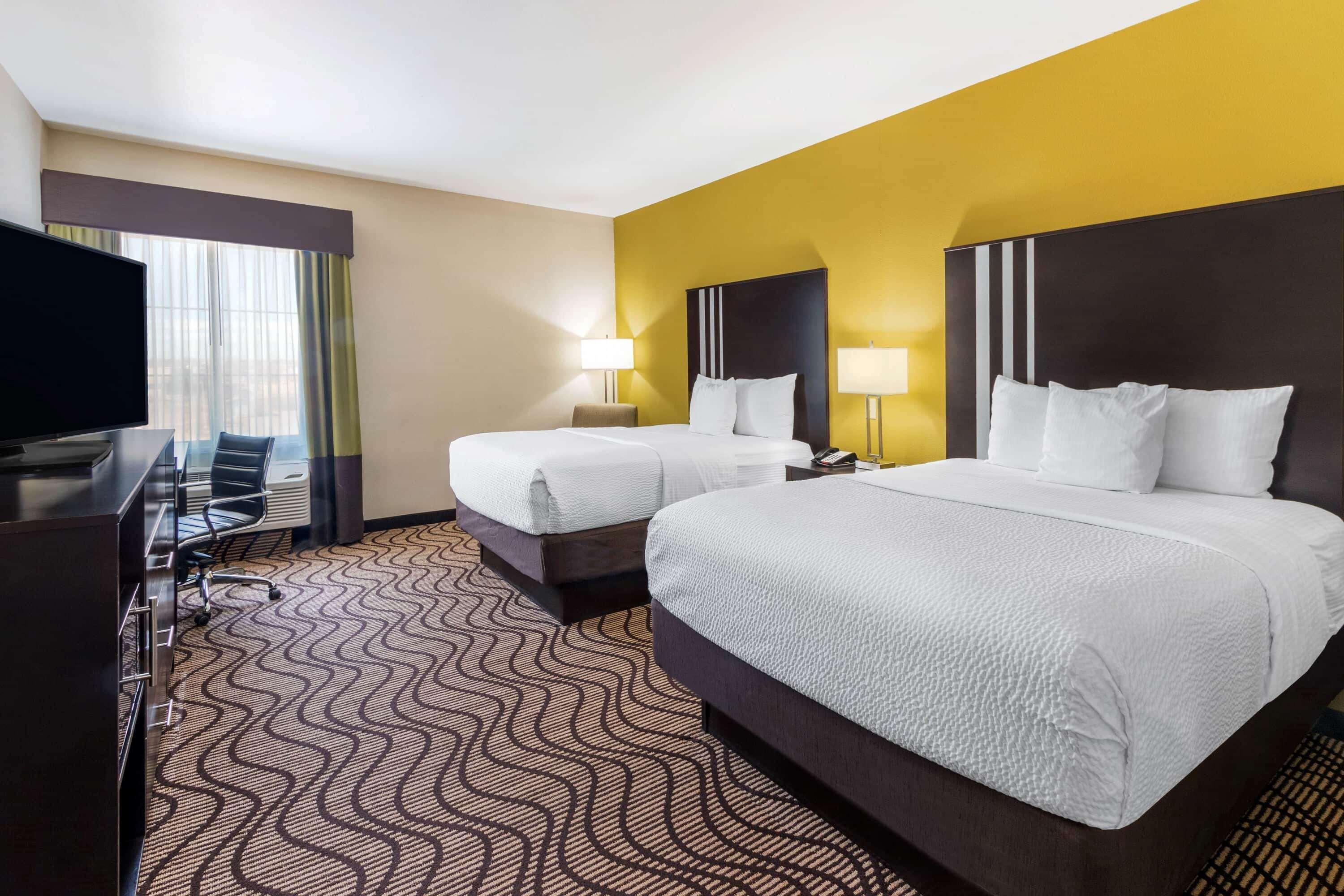 Hotel La Quinta By Wyndham Artesia Extérieur photo