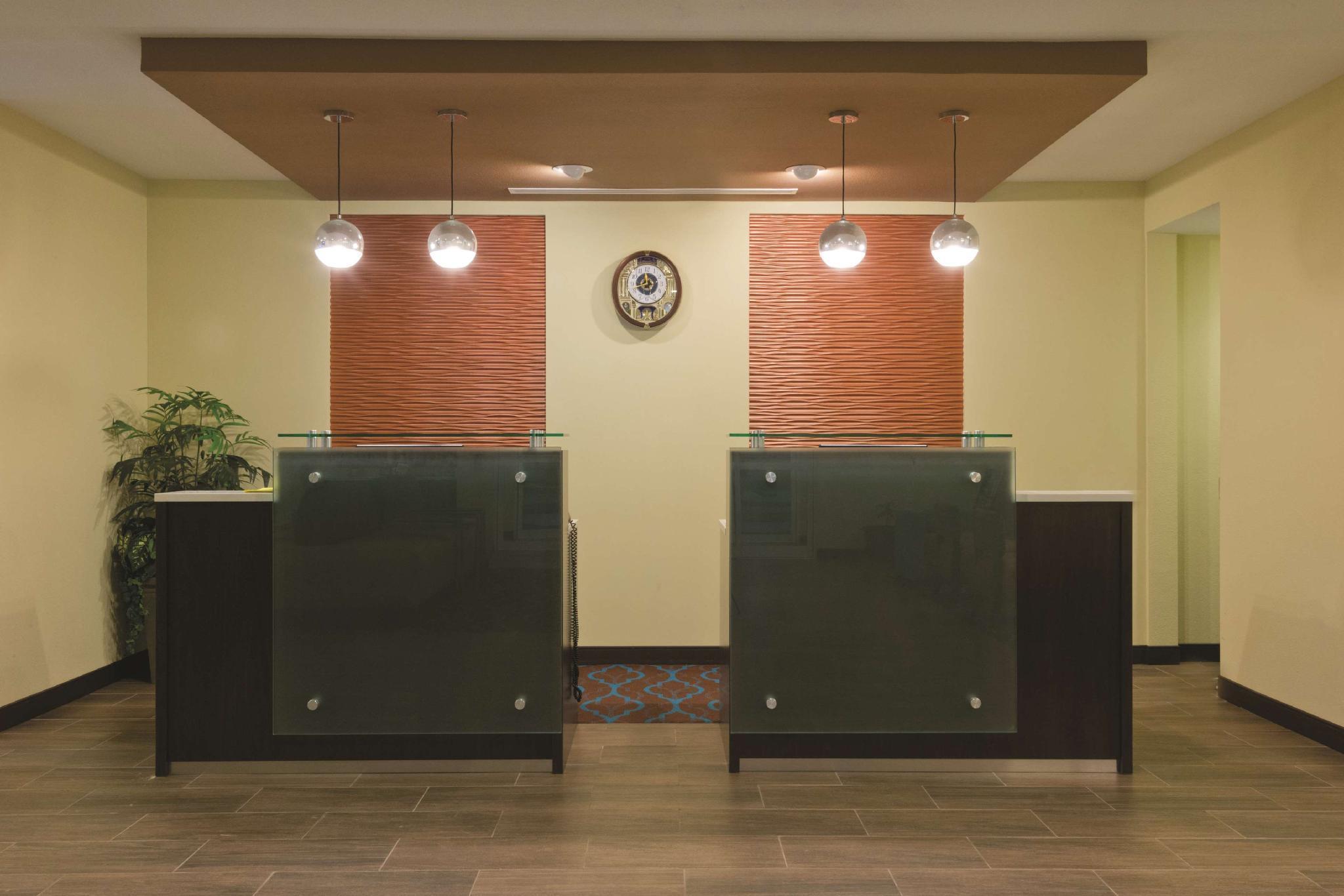 Hotel La Quinta By Wyndham Artesia Extérieur photo