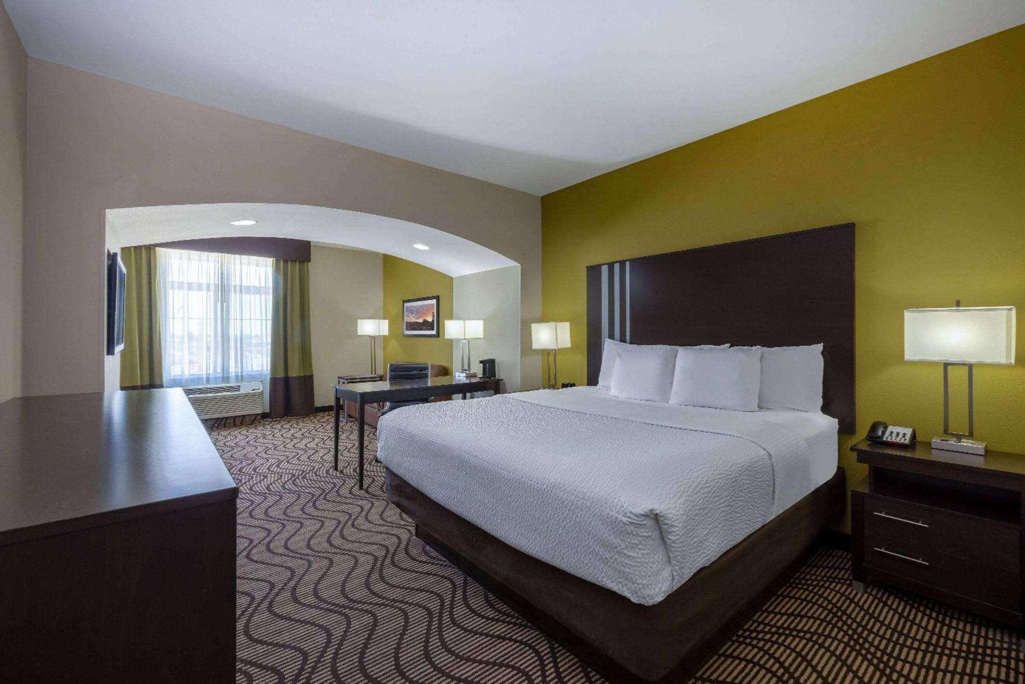 Hotel La Quinta By Wyndham Artesia Extérieur photo