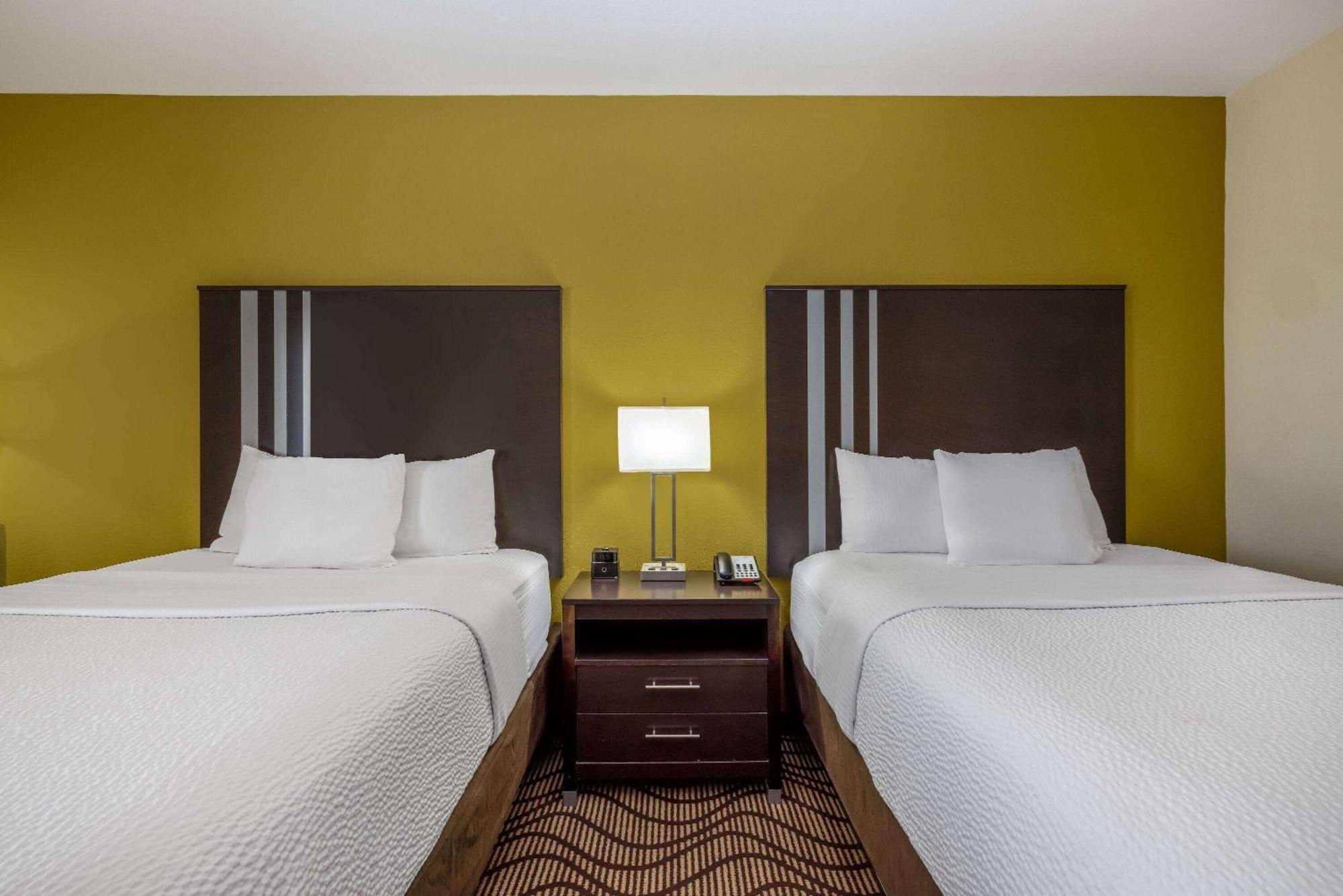 Hotel La Quinta By Wyndham Artesia Extérieur photo