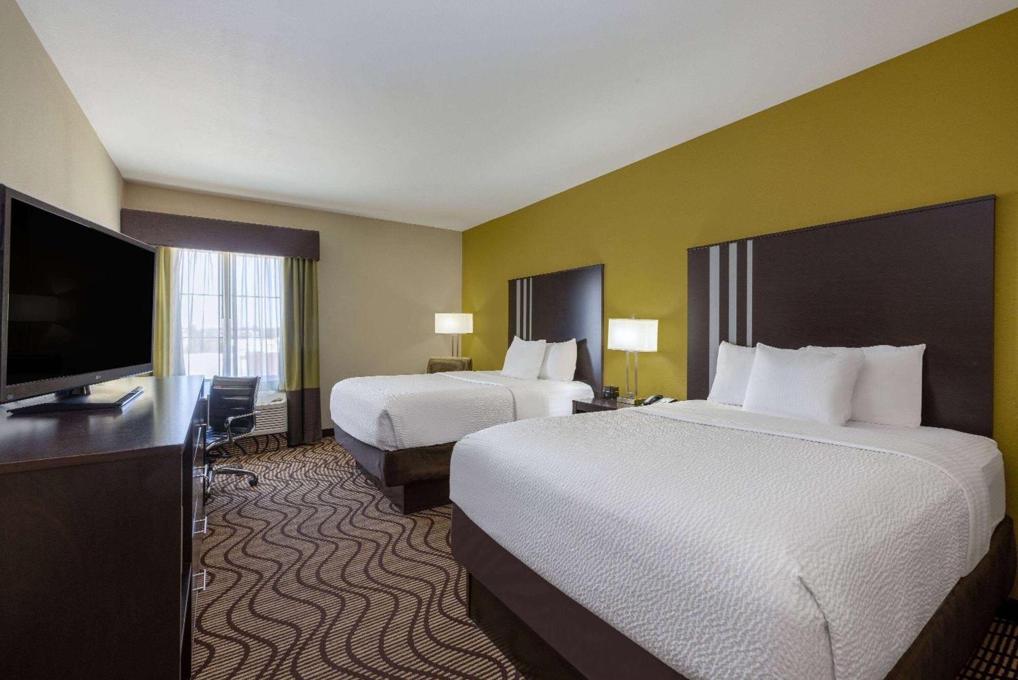 Hotel La Quinta By Wyndham Artesia Extérieur photo