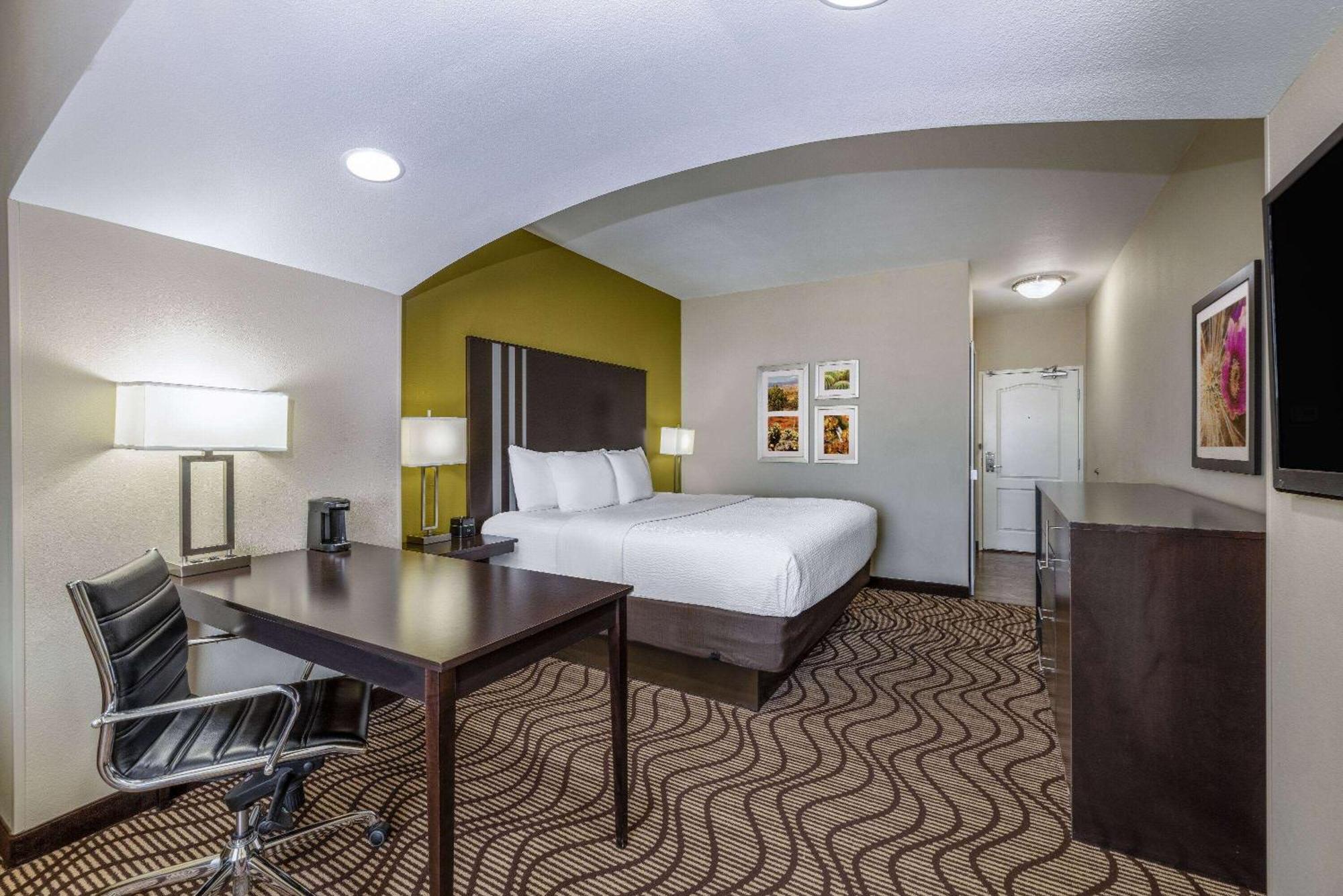 Hotel La Quinta By Wyndham Artesia Extérieur photo