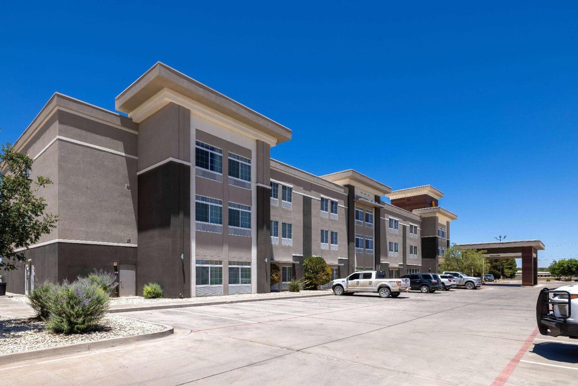 Hotel La Quinta By Wyndham Artesia Extérieur photo