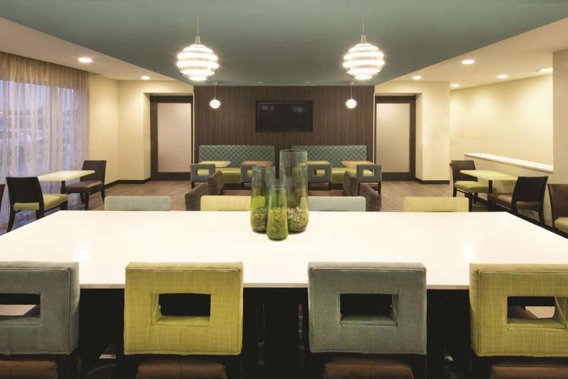 Hotel La Quinta By Wyndham Artesia Extérieur photo
